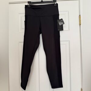 Reflex Black Ankle-Length Leggings